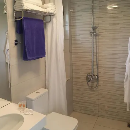 Valley Village Szálloda 3*