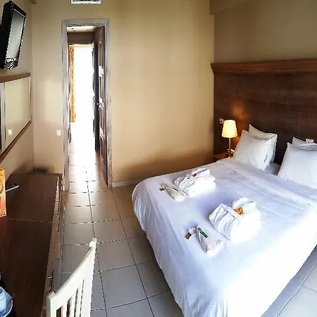 Valley Village Szálloda 3*