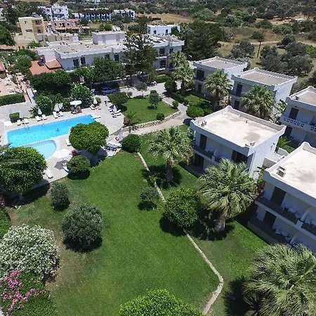 Valley Village Mátala