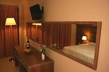 Valley Village Szálloda 3*
