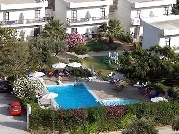 Valley Village 3* Mátala